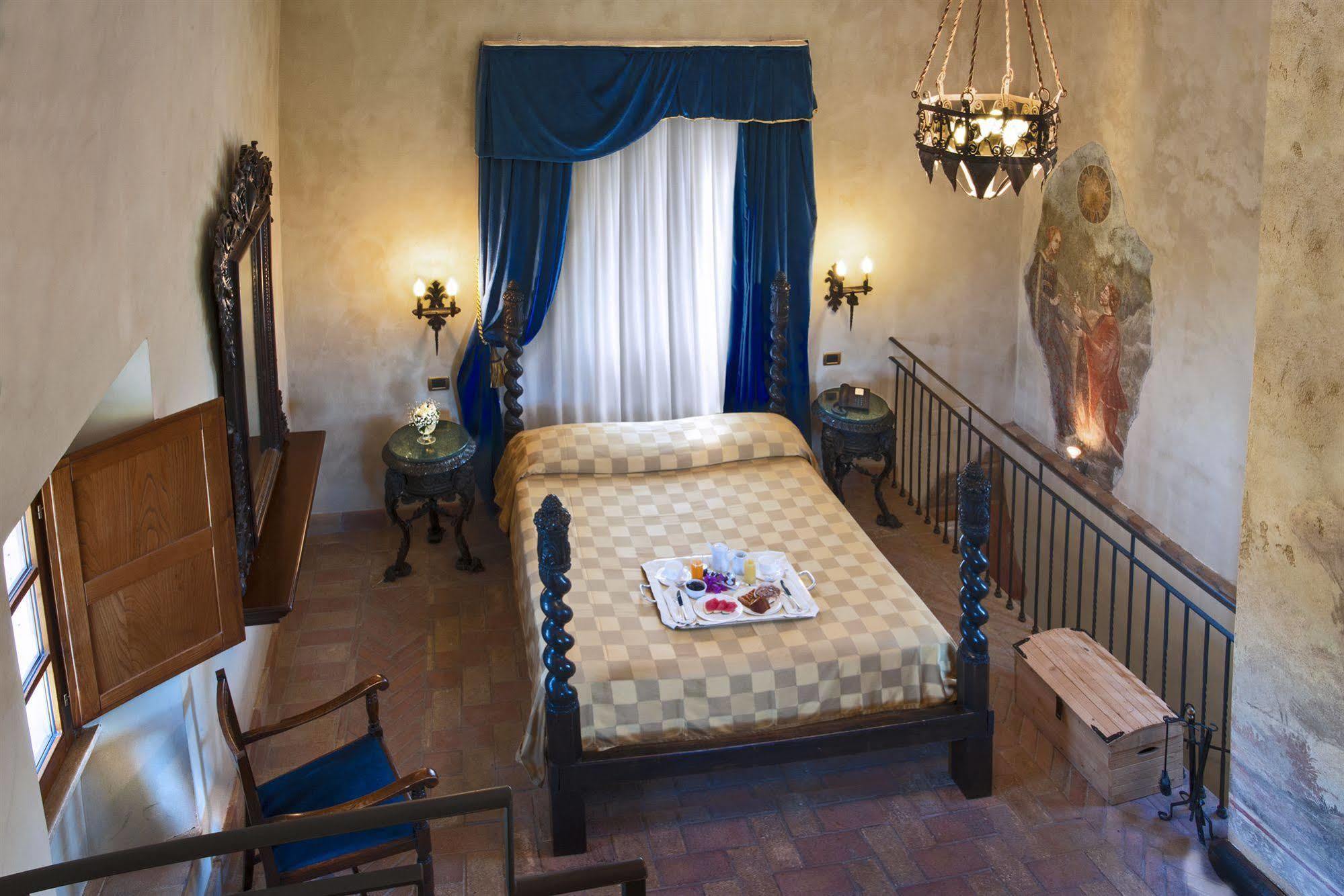 Отель Castello Della Castelluccia Рим Экстерьер фото